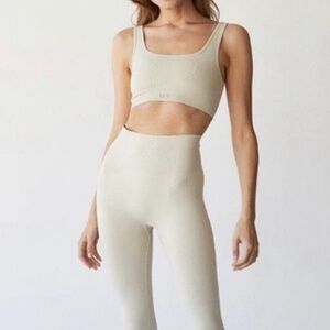 SET Active | Sports Bra & Leggings